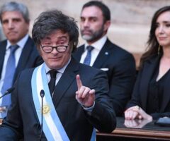 Kakistocracia: el gobierno libertario y la deriva escatológica de la democracia argentina. Por Germán Pinazo.