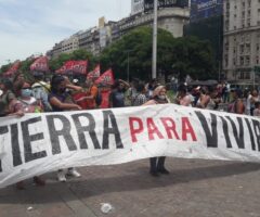 El Movimiento de Ocupantes e Inquilinos de Argentina. Aprendizajes, contextos,lecciones y desafíos actuales en el impulso de la concepción autogestionaria. Por Maria Carla Rodriguez.