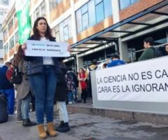 Ciencia, pero mirada desde la clase. Por Francisco Carriquiriborde  