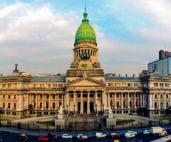 Los legisladores y un triste espectáculo. Por Daniel Campione