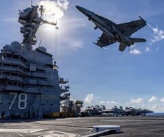 Frente a la amenaza bélica de Estados Unidos en el Caribe