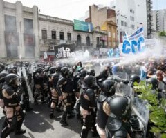 Milei tiene algo enfrente. Por Daniel Campione