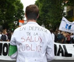 Salud Pública ¿y gratuita? Por Pilar Galende